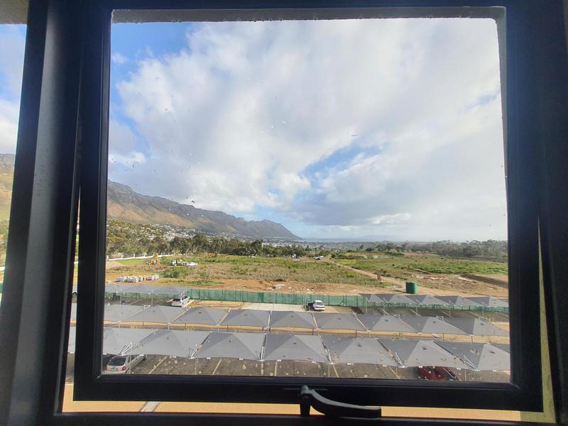 To Let 2 Bedroom Property for Rent in Gordons Bay Western Cape